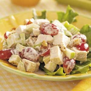 Avocado Chicken Salad 1 medium ripe avocado (peeled and diced) 2 Tablespoons lemon juice 2 cups cubed cooked chicken 2 cups seedless red grapes, cut in half 1 cup chopped celery 3/4 cup mayonnaise