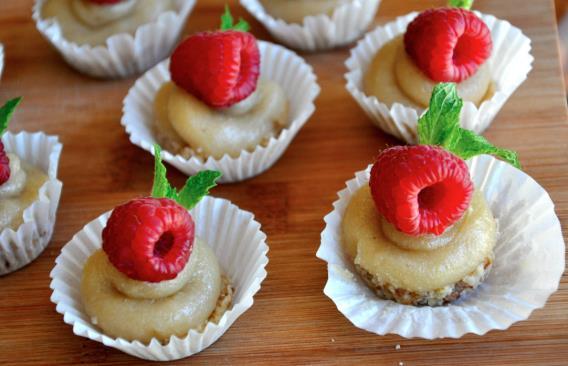 Desserts Cheesecake Bites ( 24 servings) 2 cups raw cashews ½ cup raw honey (or agave) 2 Tablespoons + ½ cup coconut oil 1 teaspoon vanilla extract 1 teaspoon lemon juice 1 cup blanched almond flour