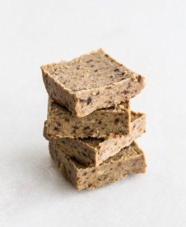 Wahls Protocol (R) Fudge (modified) 1 cup coconut oil 1 medium avocado, pitted and peeled ½ cup raisins 1 cup walnuts ½ cup dried unsweetened shredded coconut 2 tbsp unsweetened cocoa powder 2 tsp