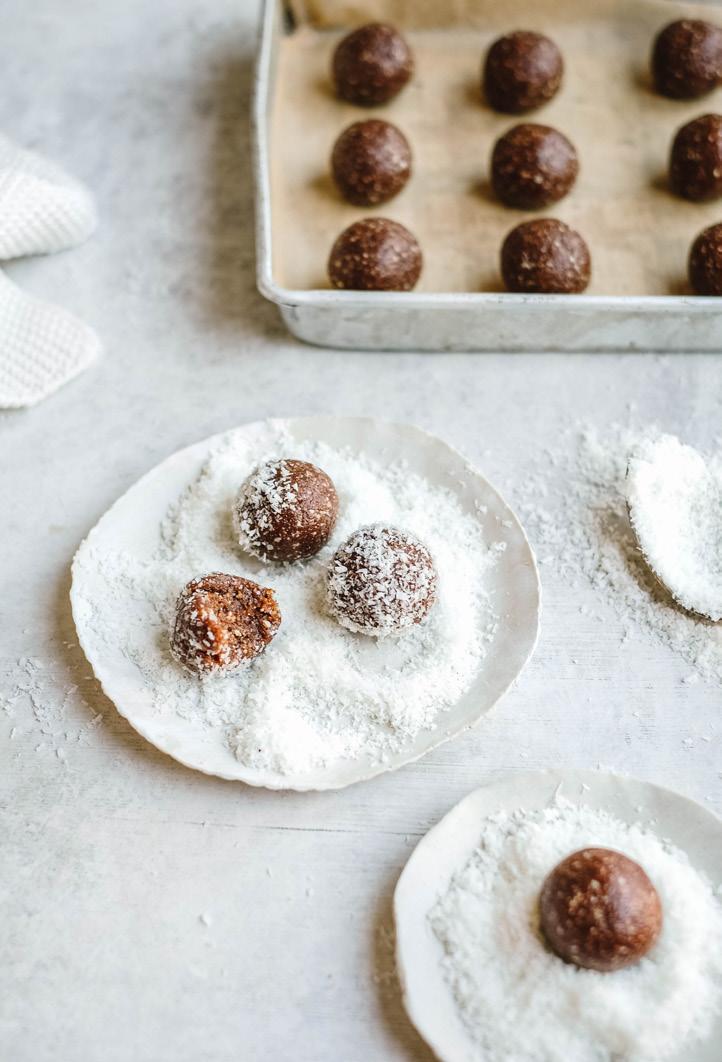 HEALTHIER OPTIONS Cashew Power Balls PREP: 1½ hours (including chill) COOK: N/A MAKES: 24 200g (1½ cups) LUCKY NATURAL CASHEWS 45g (¼ cup) LUCKY NATURAL PEPITAS 2½ tbsp raw