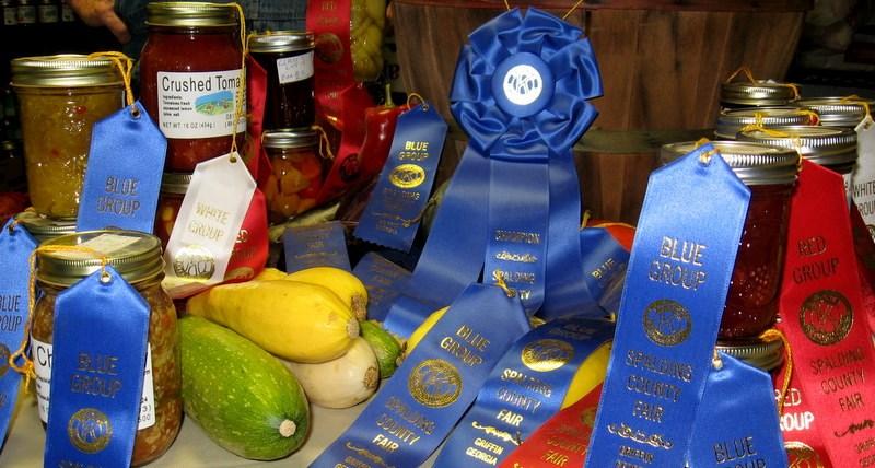 2013 Sequoyah County Free Fair September 5th-7th Thursday, September 5th 10:00 a.m. 5:00 p.m. Non-Perishable Friday, September 6th 7:30 a.m. 9:00 a.m. Perishable Items Judging will start at approximately 9:30 on Friday.