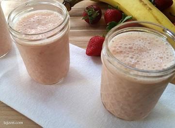 Strawberry Banana Smoothie Prep time: 5 Minutes Cook time: 12 Minutes Serves: 4 1 Cup of Frozen Strawberries 1 Cup of Plain Yogurt 1 1/2 Cup of