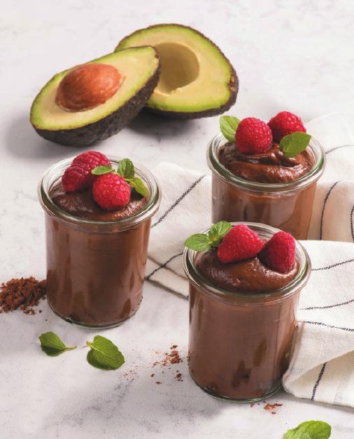 CHOCOLATE AVOCADO MOUSSE PREP TIME: 5 MINUTES COOK TIME: 10 MINUTES TOTAL TIME: 1 HOUR 30 MINUTES MAKES: 6 SERVINGS ¾ cup (375 ml) HERSHEY S CHIPITS INSPIRATIONS