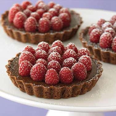 Chocolate Raspberry Tartlets Yield: 6 servings 2 /3 cups (4 oz.