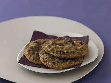 Ghirardelli Chocolate Chip Cookies Yield: 4 dozen cookies 2 cups (2 oz.