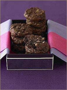 Ultimate Double Chocolate Cookies Yield: 24 cookies 2 cups (2 oz.) Semi-Sweet Chocolate Chips 2 cups (-2 oz.