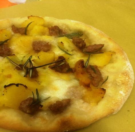 PIZZA IN FAMILY The Pineto Vacanza allows you to enjoy even the pizza in your Apartment or Residence as freshly baked!