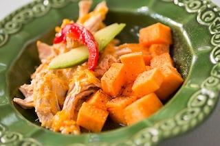Crock Wiskey Shredded Pork with Sweet Potatoes Recipe 6 Serves 4 2 large onions, peeled and cut into wedges 2 large sweet potatoes, peeled and cubed 1 (1 1/2-lb.