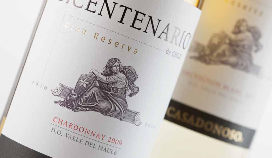 BICENTENARIO CHARDONNAY This wine presents an elegant yellow color with golden hues, it has seductive tropical fruit aromas like bananas and pineapple and interesting honey notes.