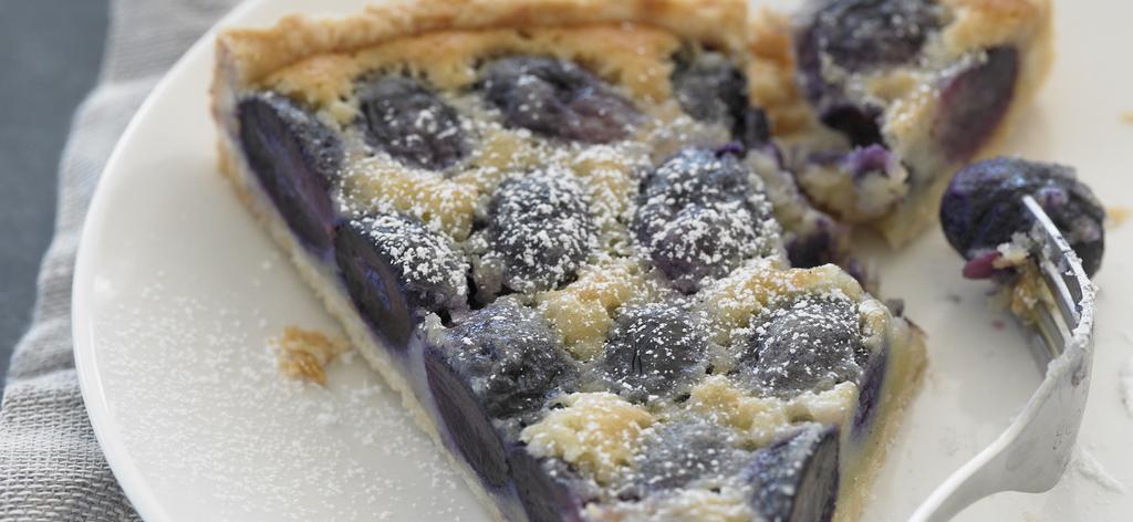 Grape Frangipane Tart Makes 10 servings A traditional French confection, frangipane is a filling made from or flavored with almonds.