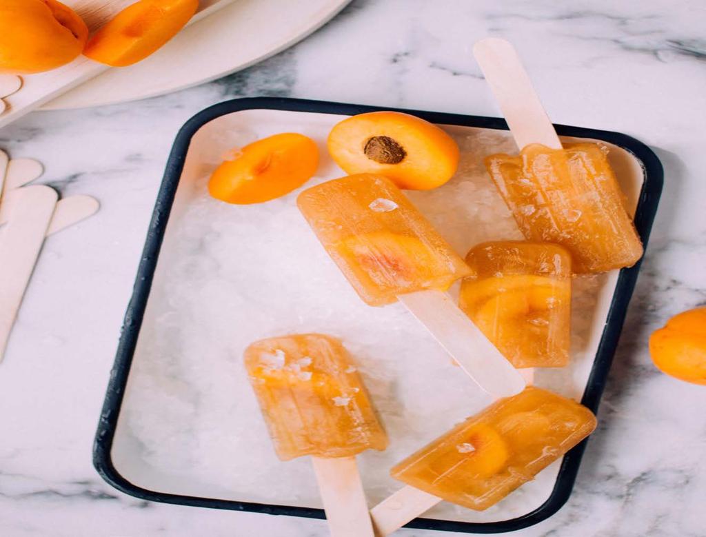 LET SPRING ROLL IN TO SUMMER AS YOU SAVOUR THE TASTE OF OUR NEW FROZEN COCKTAILS ON A STICK COCKTAIL