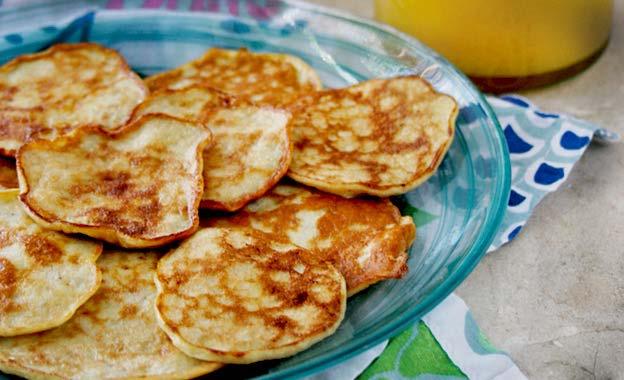 BANANA PROTEIN PANCAKES Think you don t have time in the morning for breakfast? These tasty pancakes only require three ingredients and can be made in five minutes.
