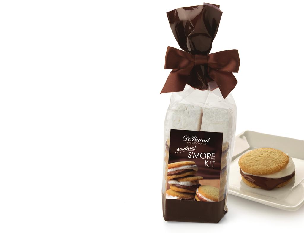 GOURMET S'MORE KIT This Gourmet S'more Kit comes with all the