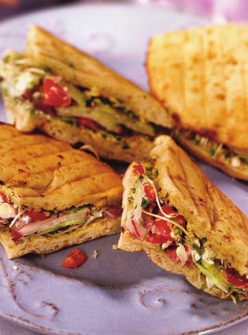 VEGGIE PITA SANDWICH WITH FETA CHEESE Yield: 1 Serving TOTAL TIME: 15 minutes 1 Food You Feel Good About Wheat Pita (pocket bread), split 1 Tbsp.