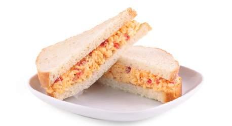 Kids Meals Pimento Cheese Sanwich Portion Size: 1/2 Sandwich 258 11.