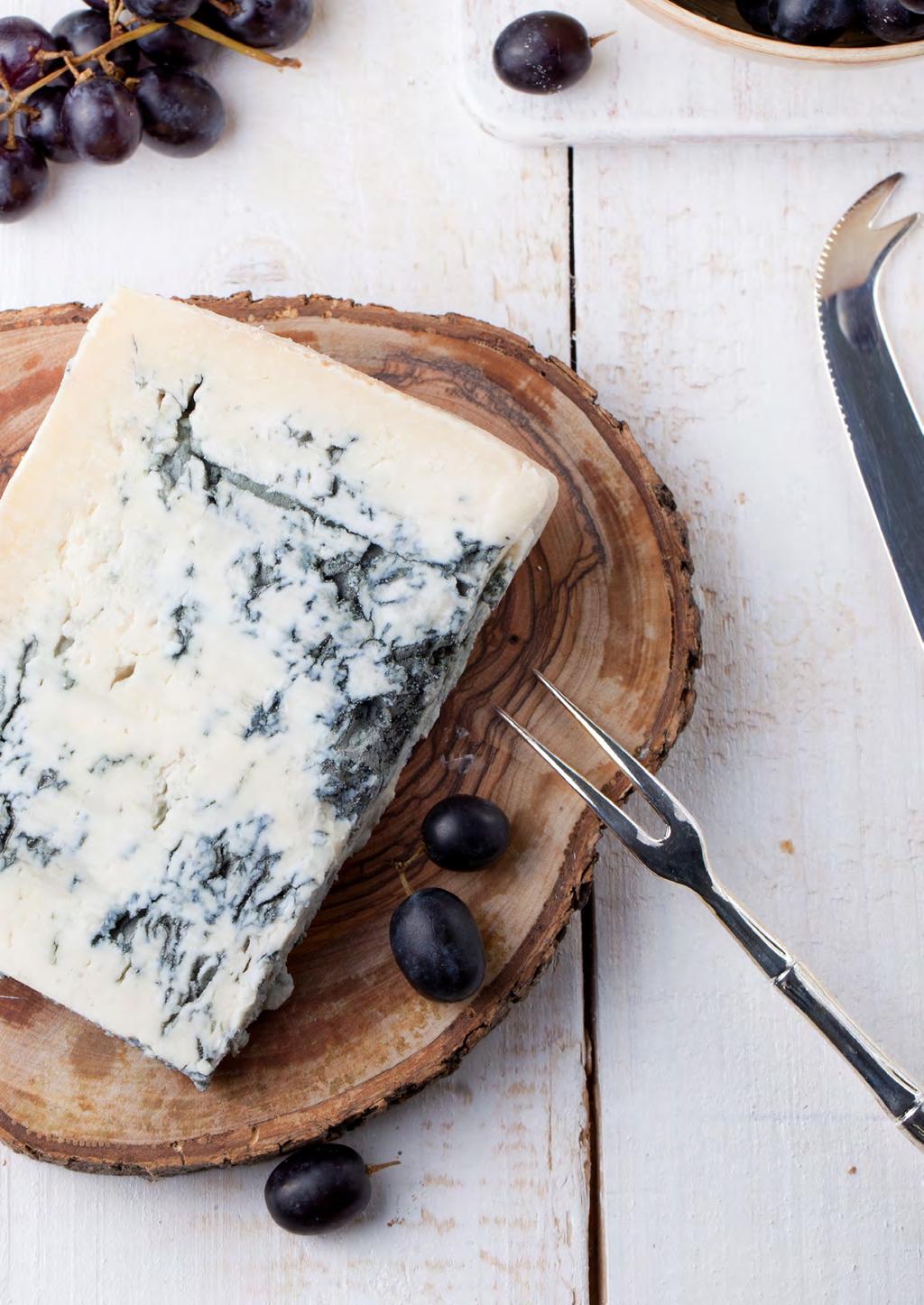 THE PAIRING GUIDE HAS BEEN CREATED MY RENOWNED CHEESE EXTRAORDINAIRE Sonia Cousins CHEESE ACTIVIST CHEESE JUDGE CHEESE EDUCATOR Sonia Cousins has been a professional cheese eater for more than 12