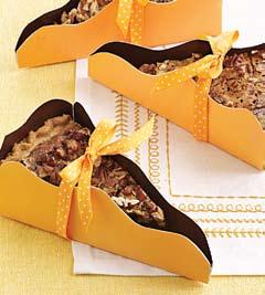 Crunchy pecans blend with Nestlé Toll House Butterscotch Flavored Morsels to create a taste sensation that is sure to