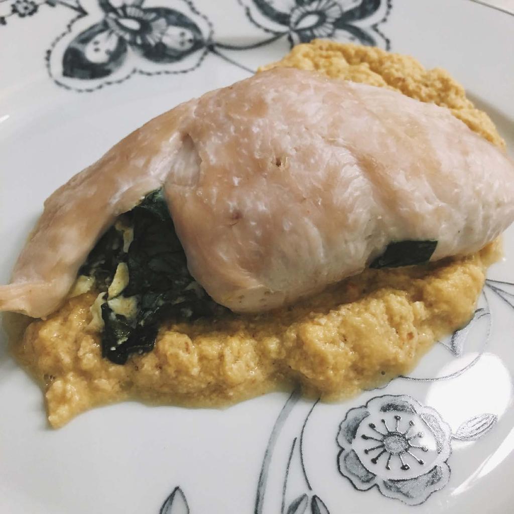Goat Cheese and Spinach Stuffed Chicken with Romesco Sauce SERVES 4 For the Romesco Sauce 1 red bell pepper, seeded and diced ½ medium onion, peeled and diced 2 cloves garlic ½ cup raw slivered
