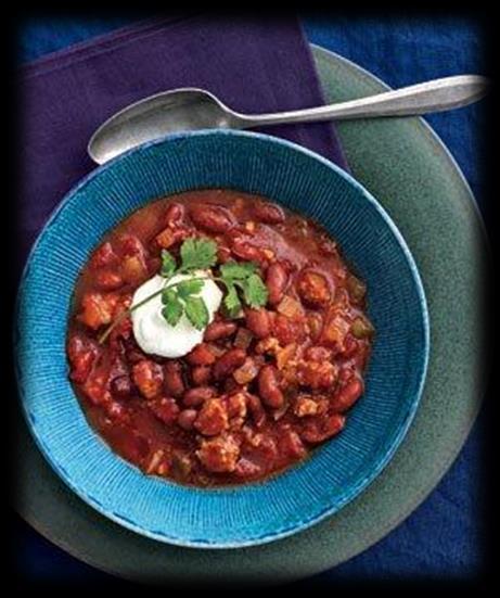 Turkey and Bean Chili Ingredients (yields 4 servings) 1 Tbsp. olive oil 1 onion, chopped 1 green bell pepper, chopped 2 cloves garlic, chopped ½ pound ground turkey 2 Tbsp. tomato paste 1 tsp.