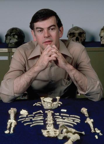 2.1. Introduction Chapter 2 Early Hominids What capabilities helped hominids survive? Scientist Donald Johanson displays the partial skeleton, nicknamed Lucy, that he discovered in Africa in 1974.
