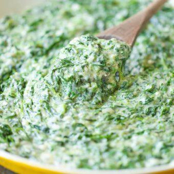 Low Sodium Creamed Spinach Here is a creamed spinach recipe that has a very low sodium content as the sodium comes of the cream cheese which is about 95 mg for 1 oz.