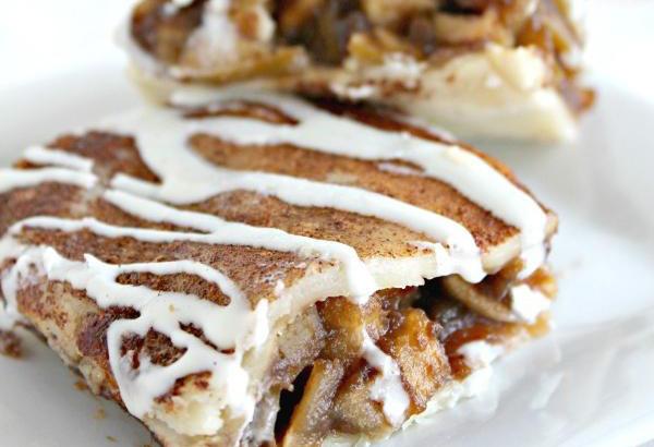 Easy Apple Pie Bars Makes 20 servings Prep Time: 20 minutes Cook Time: hour 7 cups granny smith apples, peeled, cored and diced cup MUSSELMAN S Apple Butter teaspoon vanilla extract ½ cup brown sugar