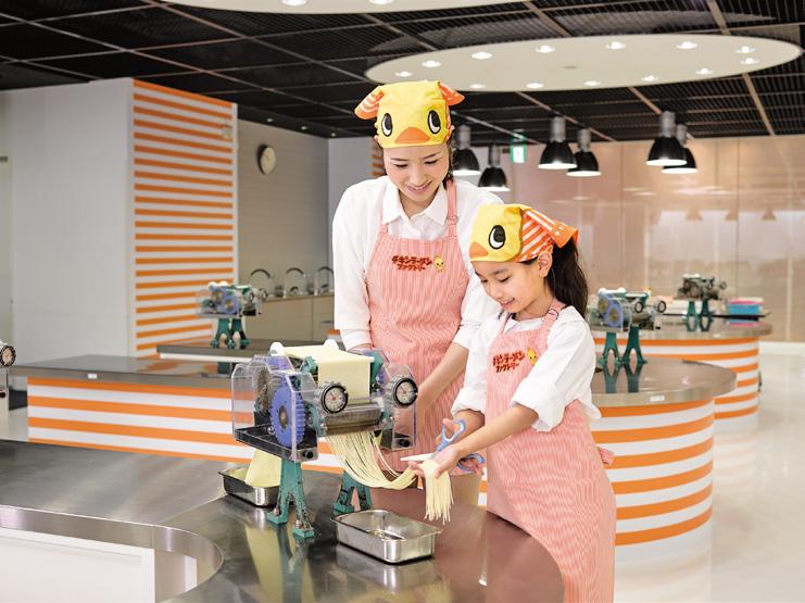 CUPNOODLES MUSEUM OSAKA IKEDA At the 1st floor, you can create your own completely original CUPNOODLES package.