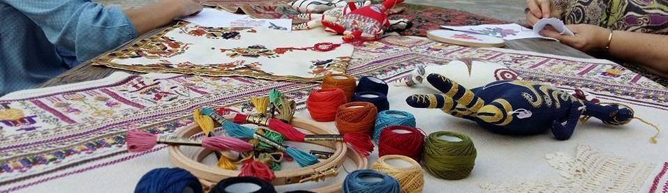 TRADITIONAL MESSINIAN EMBROIDERY Discover an ancient craft and the relaxation it brings Embroidery was widely practiced in ancient Greece and Messinia was no exception.
