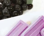 Main: Grape 1. Clean the grape with water and drop into the feeding hole of the juicer with little bit of milk. 2.