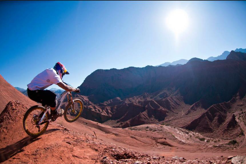 ADVENTURE Mountain Bike Descent Enjoy the perfect combination of adventure by bicycle with an interesting visit to the San Pedro de Yacochuya Winery, with a descent of 9km surrounding by imposing