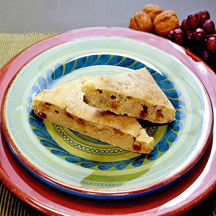 Breads A Harvest of Recipes with USDA Foods Garden Pan Bread The bananas make this bread moist and add extra flavor. Serve with a salad or main dish, or eat anytime.