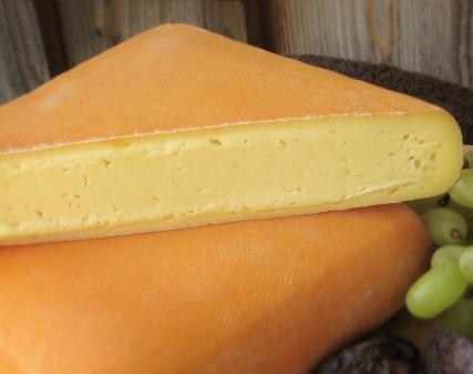 Friesago is a natural rind, brine-washed cheese with a mild, slightly nutty flavor and a round subtle finish.