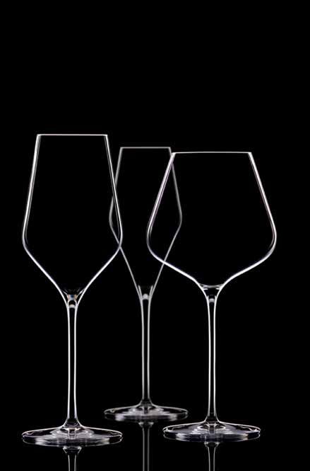 Quatrophil Quatrophil s chic shape sets this stemware offering apart! The conical shaped bowl allows for the concentration of the wines bouquet further enhancing the enjoyment of the grape.