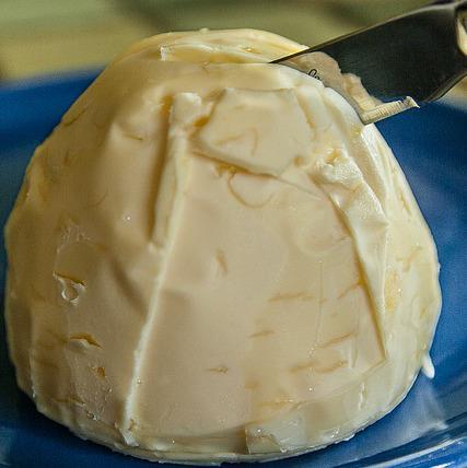 FATS AND DRESSINGS Butter - 0 Carbs Mayonnaise - 0 Carbs Oils 0 Carbs (olive, avocado, and coconut oils for general use.