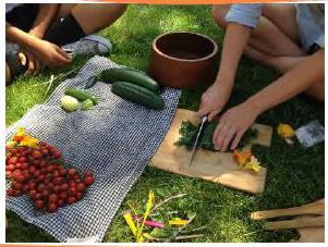 Build-A-Salad This is a quick tasting activity that works with many different vegetables from your Learning Garden.