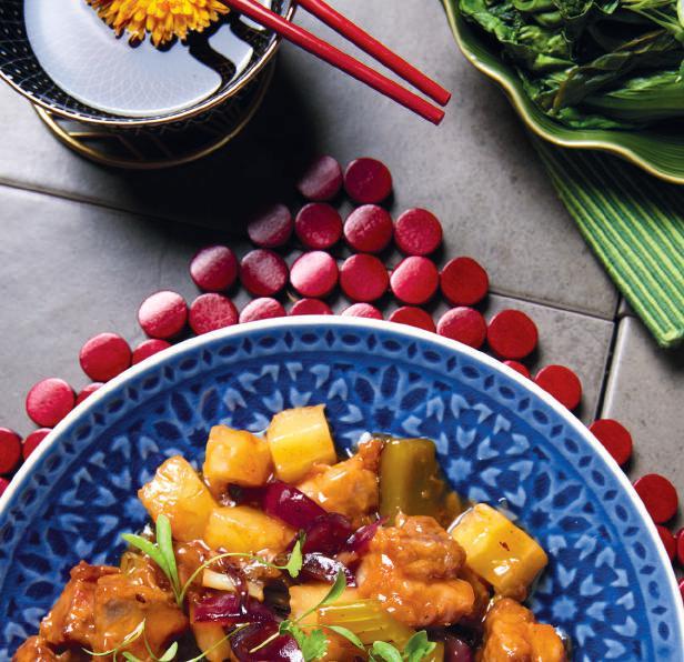 Sweet and Sour Pork Preparation: 20 minutes + 1 hour to marinate Cooking time: 30 minutes 3 In a large deep pan or deep-fryer, heat 3