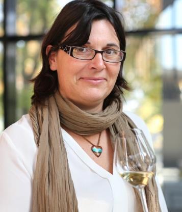 DOMAINE GAELLE ET JEROME MEUNIER Gaëlle (pictured) and Jérôme Meunier are based in the village of Barizey, 5 miles from Mercurey.