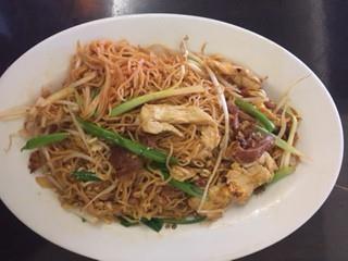 95 Egg noodles in spicy house sauce, eggs, chinese sausage,