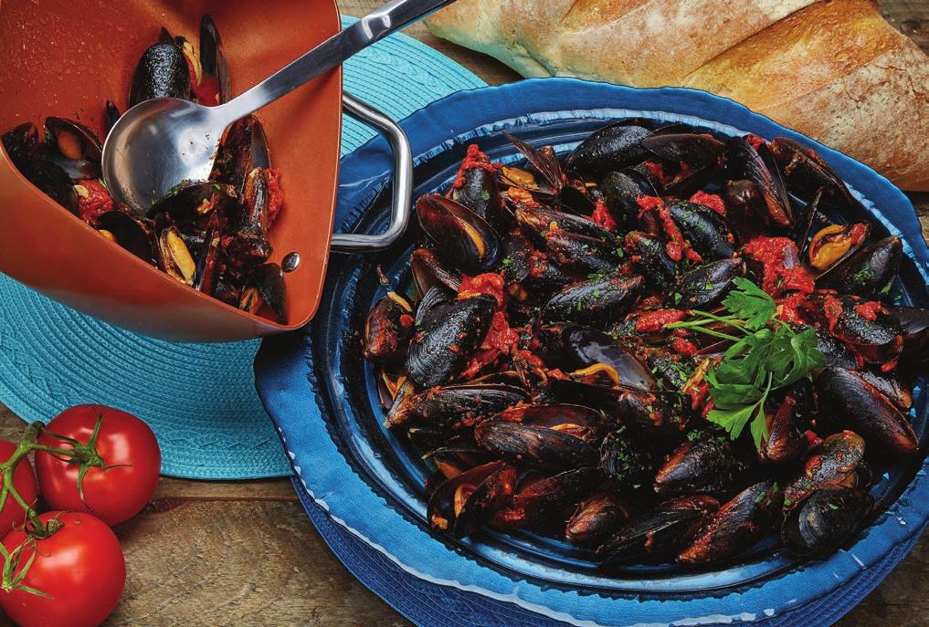 Mussels Marinara 2 lb. PEI mussels 1 24 oz. can crushed tomatoes ½ onion, peeled & diced 3 cloves garlic, peeled & minced ½ cup white wine 6 basil leaves, chopped ½ tsp. black pepper 2 Tbsp.