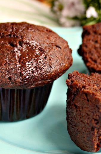 Double Chocolate Rye Muffins Adapted from Green Kitchen Stories Makes 12 large muffins 1 scant cup rye flour 1 cup white flour 6 Tbsp cacao powder 2 tsp baking powder 1 tsp baking soda ¼ tsp salt 3