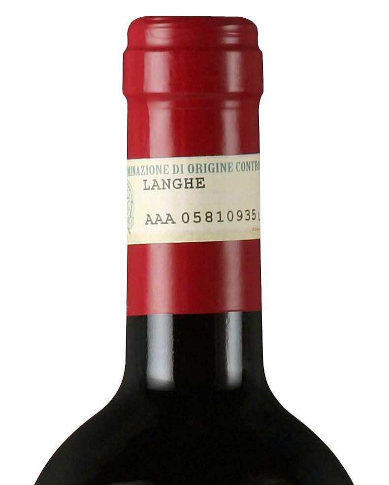 LANGHE DOC DOLCETTO LE TURNE THIS DOLCETTO IS THE RESULT OF GRAPES COMING FROM DIFFERENT VINEYARDS Vine: 100%