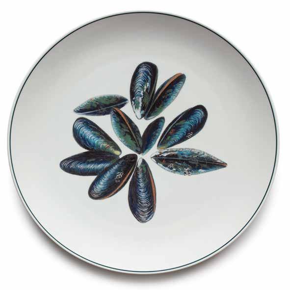 CHARGER PLATE DINNER PLATE Trade: 20.84 32 cm Ø Porcelain Stock code: SF4[**] Designs[**]: See page 16 Trade: 9.