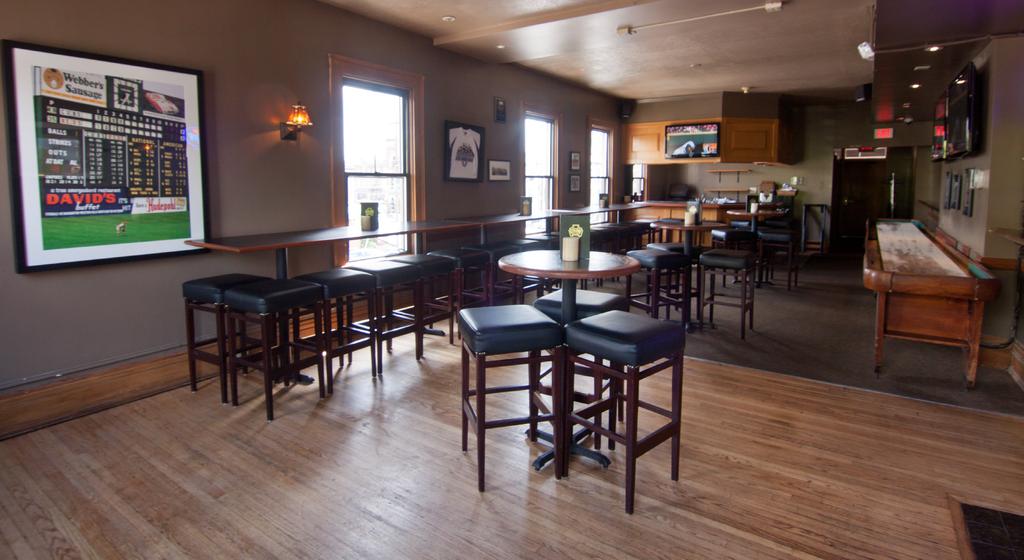 PRIVATE PARTY ROOMS GREENUP ROOM This versatile private room is complete with its own bar, private restrooms, shuffleboard table, and