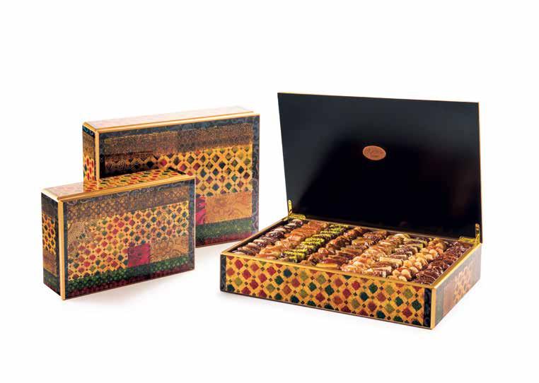 ARABIAN DREAM COLLECTION Luxurious wooden gift boxes finished with exquisitely hand-painted glass in a vibrant arabesque design SMALL MEDIUM LARGE CONTENTS P23613312 P23613313 P23613314