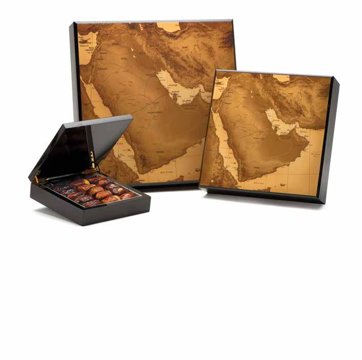 GULF MAP COLLECTION Lavish dark wooden boxes featuring an old map of the Arabian peninsula SMALL, ONE LAYER MEDIUM, ONE LAYER LARGE, TWO LAYERS EXTRA LARGE, ONE LAYER CONTENTS P23612116 P23612131