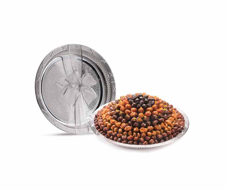 VICTORIA SILVER COLLECTION Elegant round silver trays SMALL LARGE CONTENTS P25691172 P25691173 ASSORTED DATES