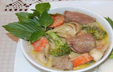 Green Curry with Chicken (white meat) (Ca -ri Thi t Ga