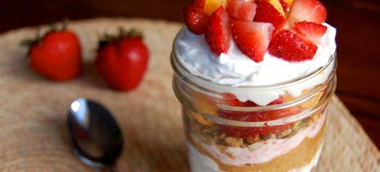 Strawberry Peach Parfait Crunchy, creamy, and fruity layers come together in this quick and easy dessert. Loaded with nutritious, this dessert also makes a good breakfast.