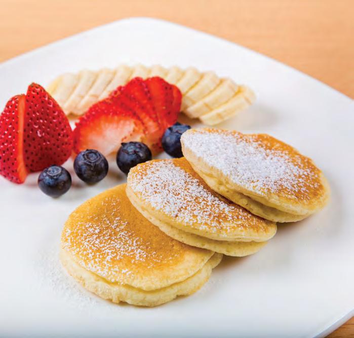 Wholegrain Pancake with Peanut Butter & Banana Serves 2 Chef Chin Kim Voon Ingredients Whole wheat flour... ½ cup Low fat milk... 1 cup Peanut butter (unsalted)... 1 Tbsp Margarine (melted).