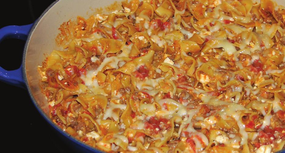 EASY LASAGNA Makes 6 servings Serving Size: 1/6 recipe 1/2 pound lean or extra-lean ground beef or ground turkey 8 ounces egg noodles, uncooked (try whole grain) 12 ounces fat-free cottage cheese 2